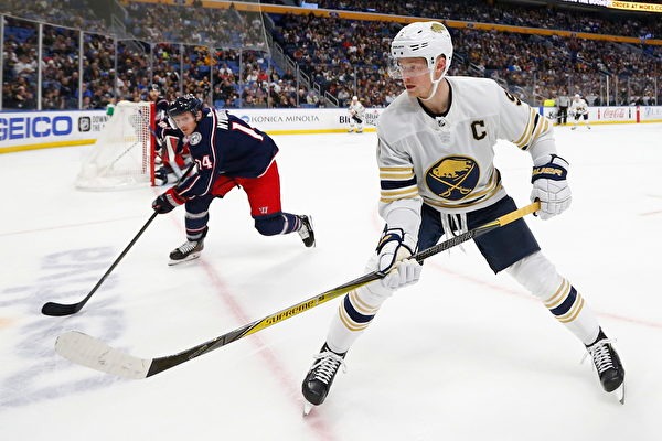 斗地主不是只看炸弹（斗地主靠的不只是炸弹）