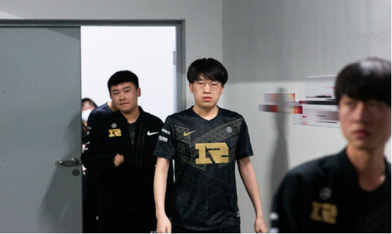 也有人是从 也有人是从